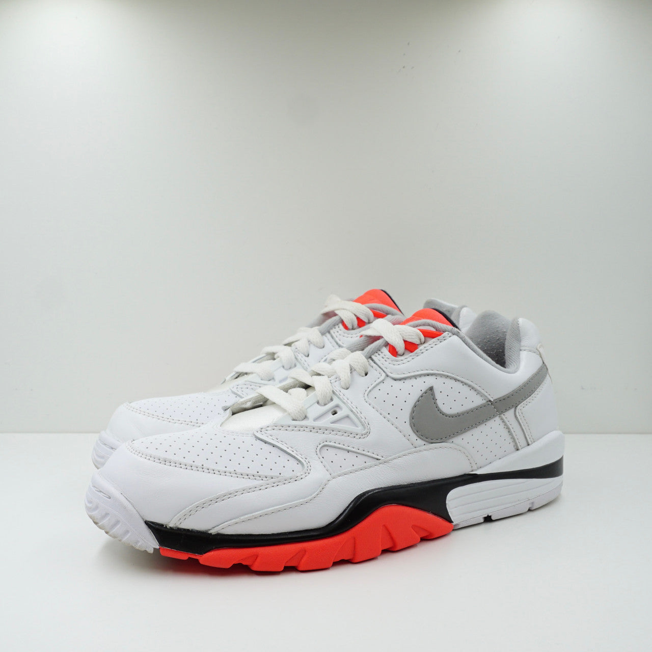 Nike Air Cross Trainer 3 Low Infrared