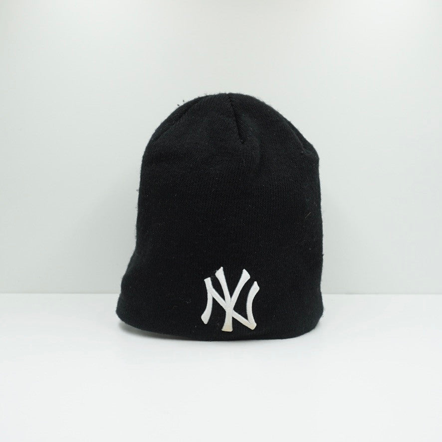 New Era New York Yankees Black Beanie