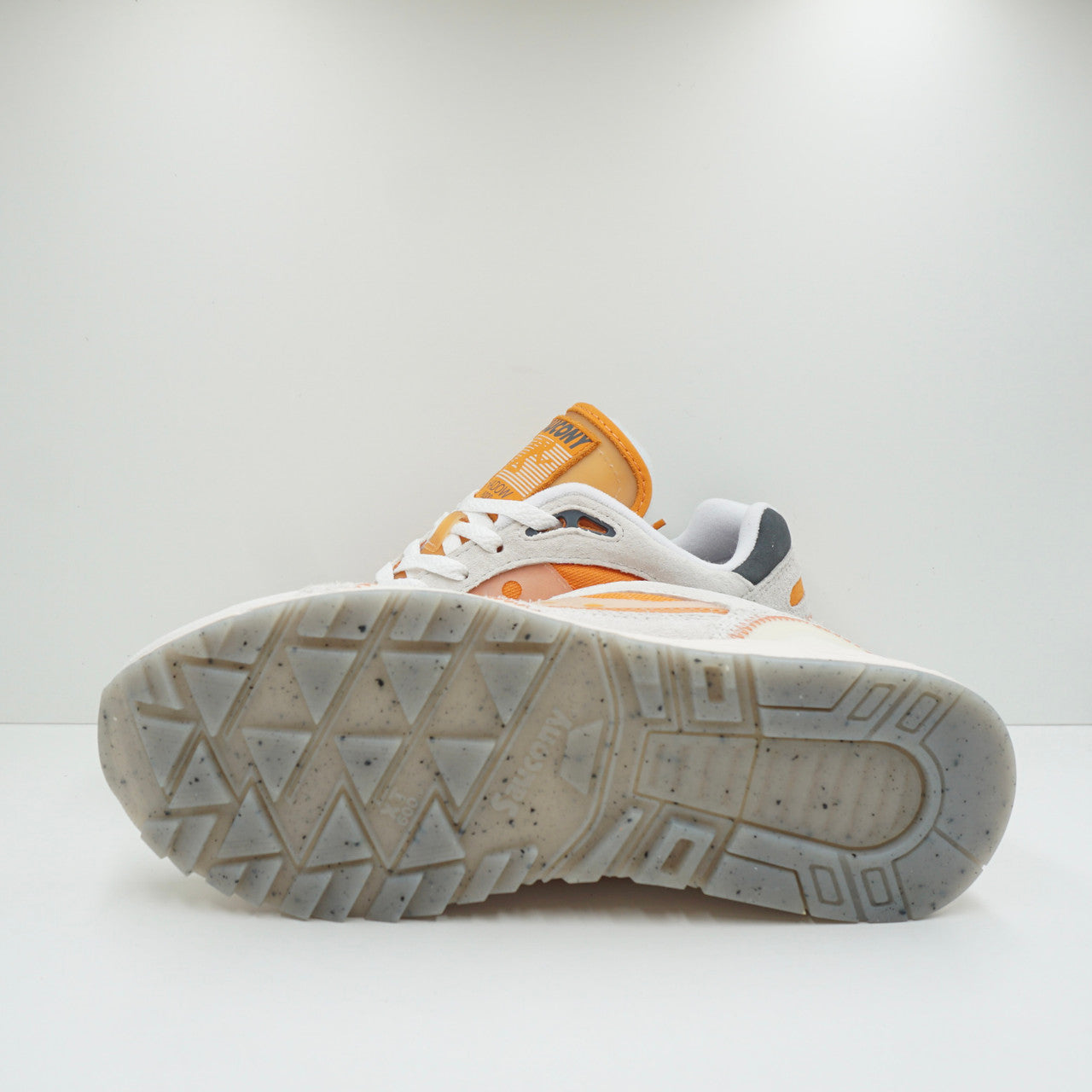 Saucony Shadow 6000 Transparent White Orange Sample