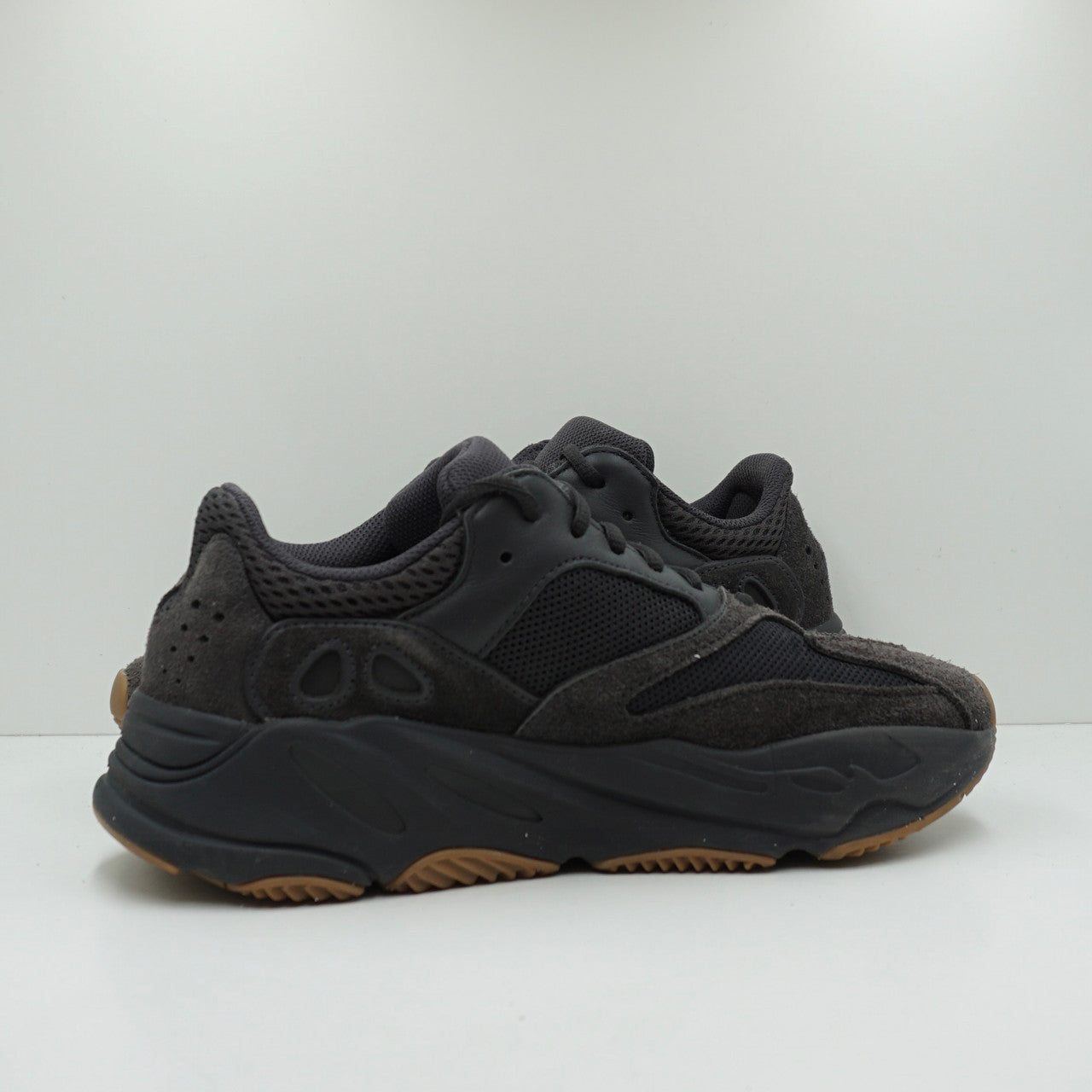 Adidas Yeezy Boost 700 Utility Black