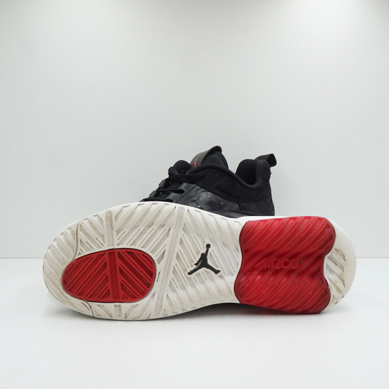 Jordan Max 200 Black Gym Red