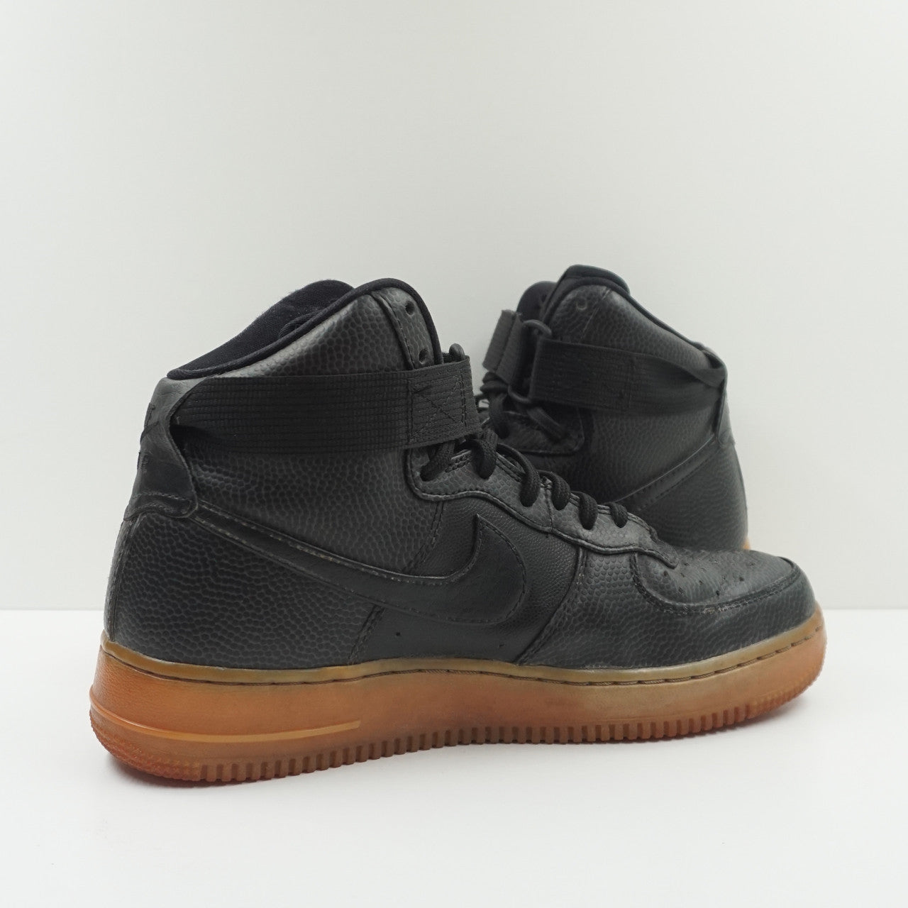 Nike Air Force 1 High Black Winter (W)