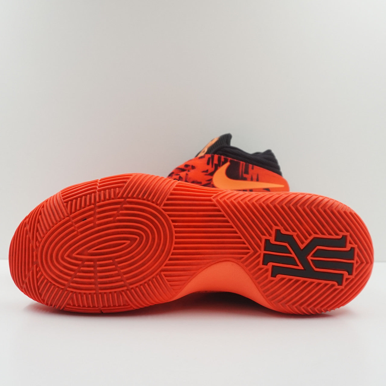 nike kyrie 2 inferno