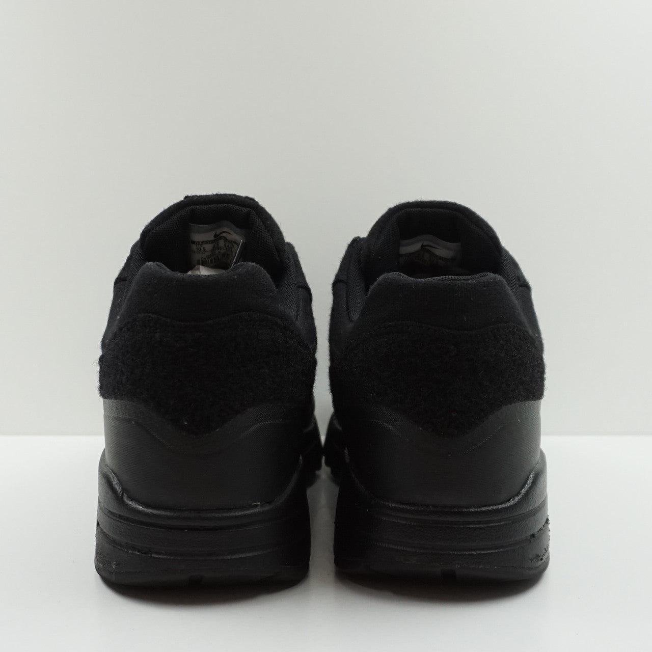 Nike air max 1 hotsell patch black