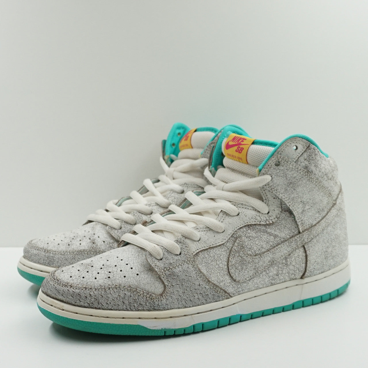 Nike sb dunk hot sale high flamingo