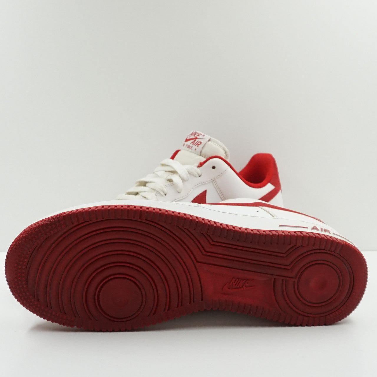 Nike Air Force 1 Low Gym Red Swoosh