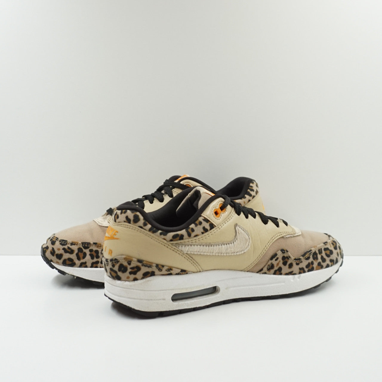 Nike air max sales 1 leopard 2019