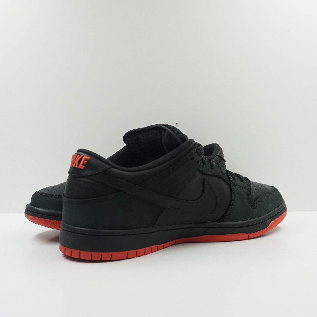 Nike SB Dunk Low Black Pigeon