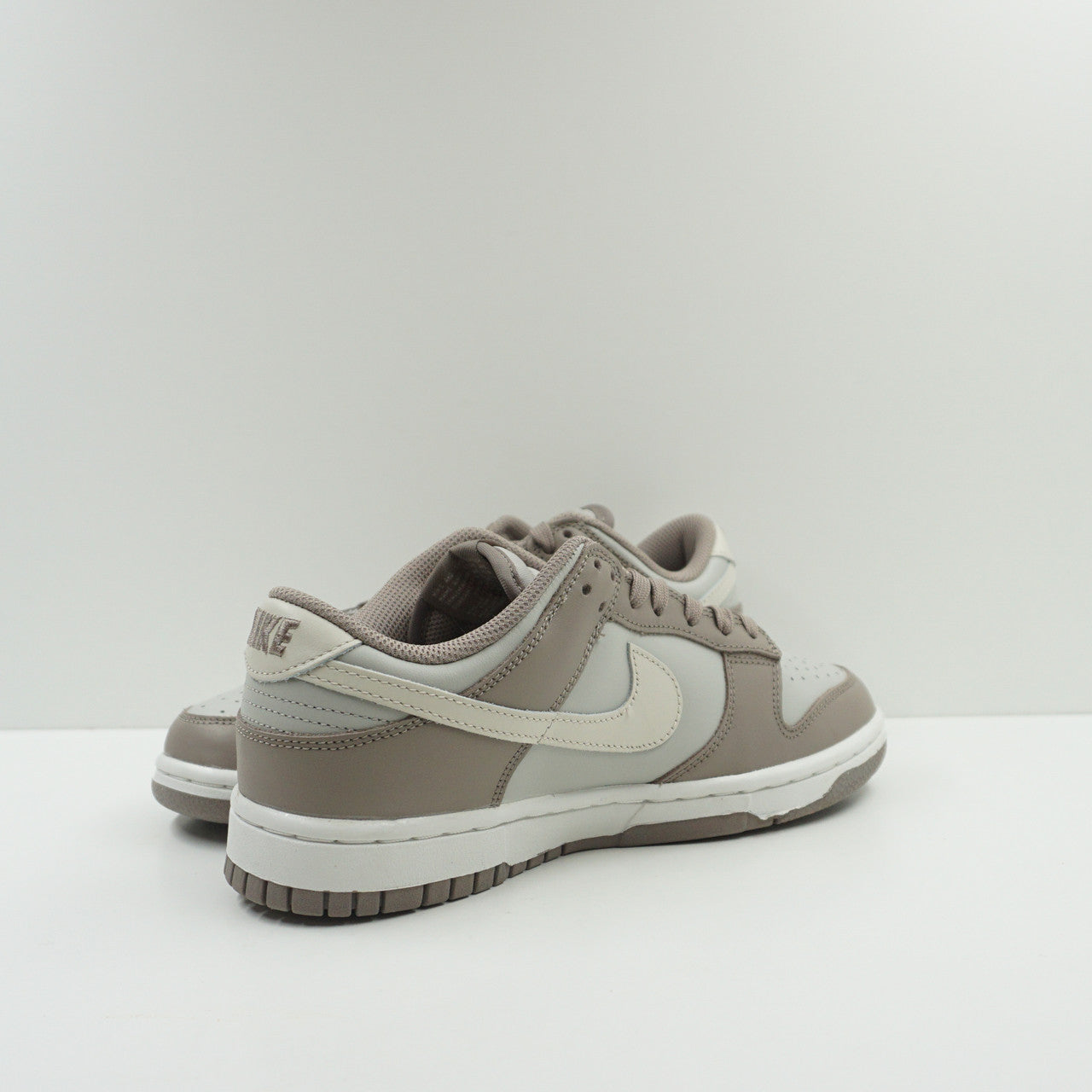 Nike Dunk Low Bone Beige (W)