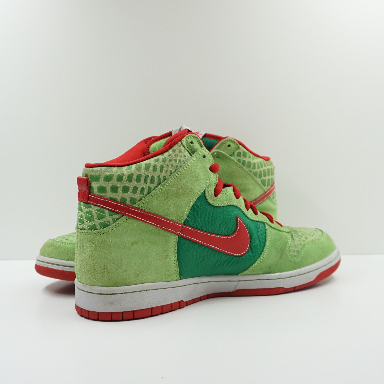 Nike SB Dunk High Pro Dr. Feelgood