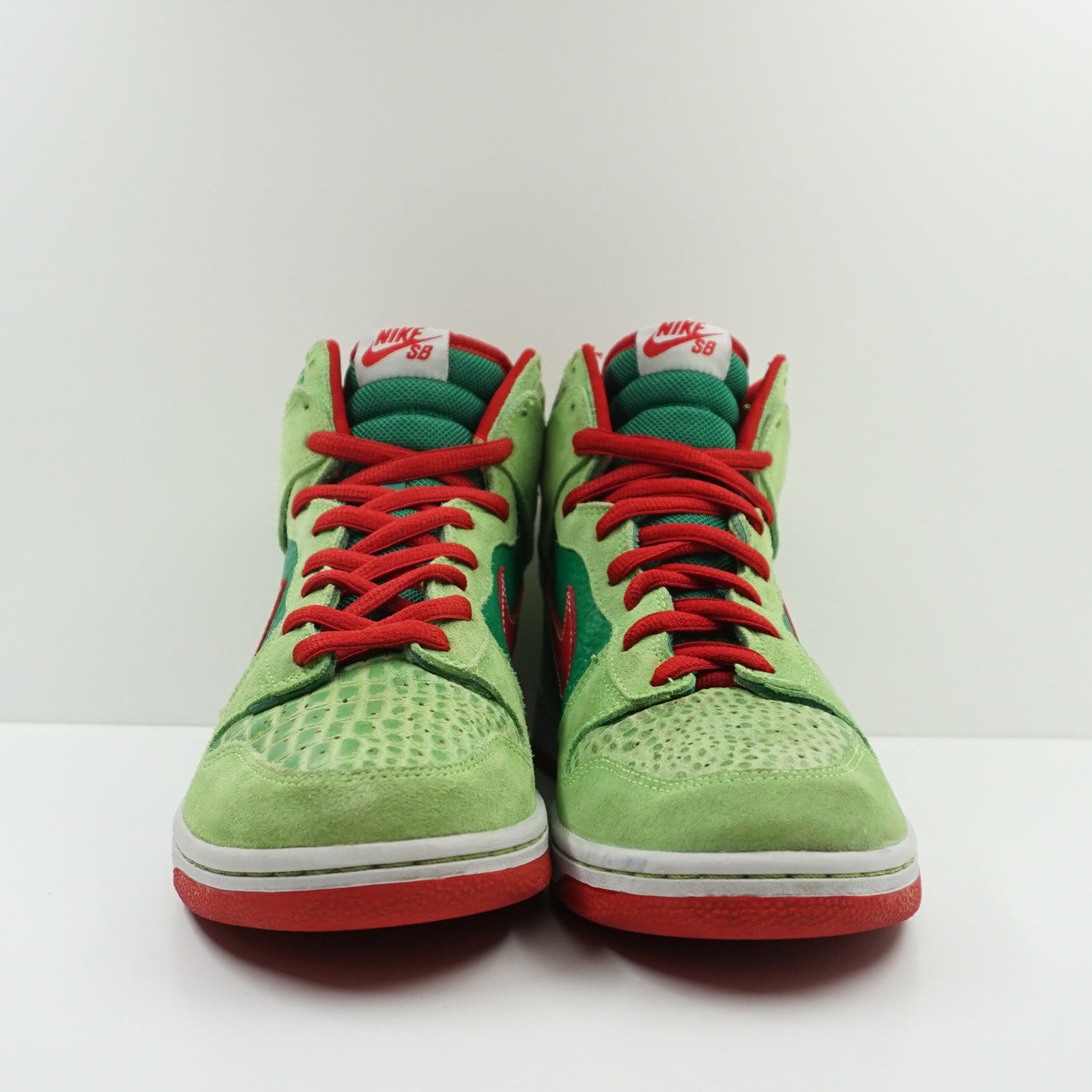 Nike SB Dunk High Pro Dr. Feelgood