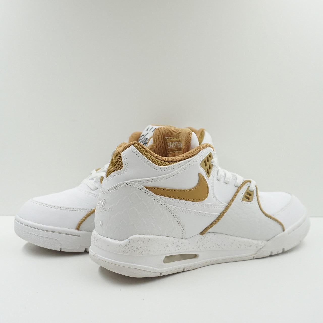 Nike Air Flight 89 White Fly Gold