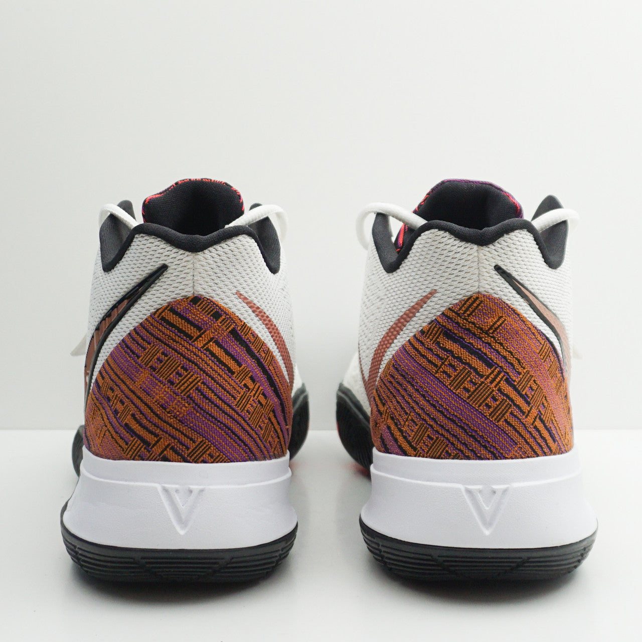 Nike Basketball Nike Kyrie Bhm 2019 Nike Kyrie BHM (2019)