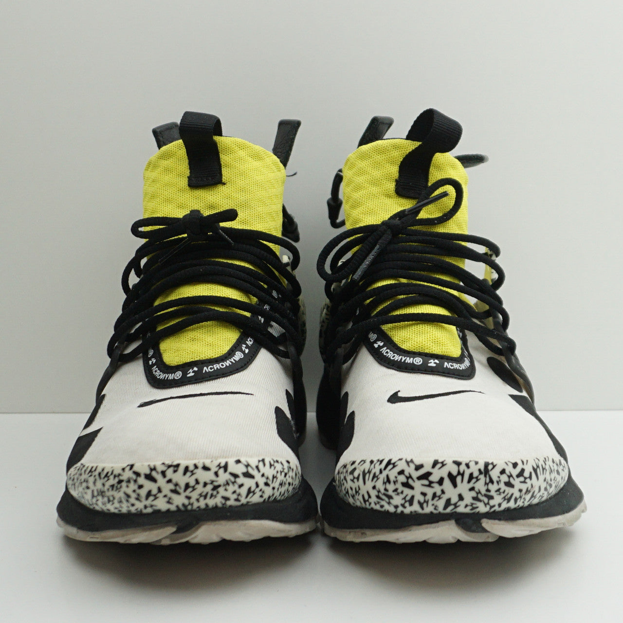 Nike air presto dynamic on sale yellow