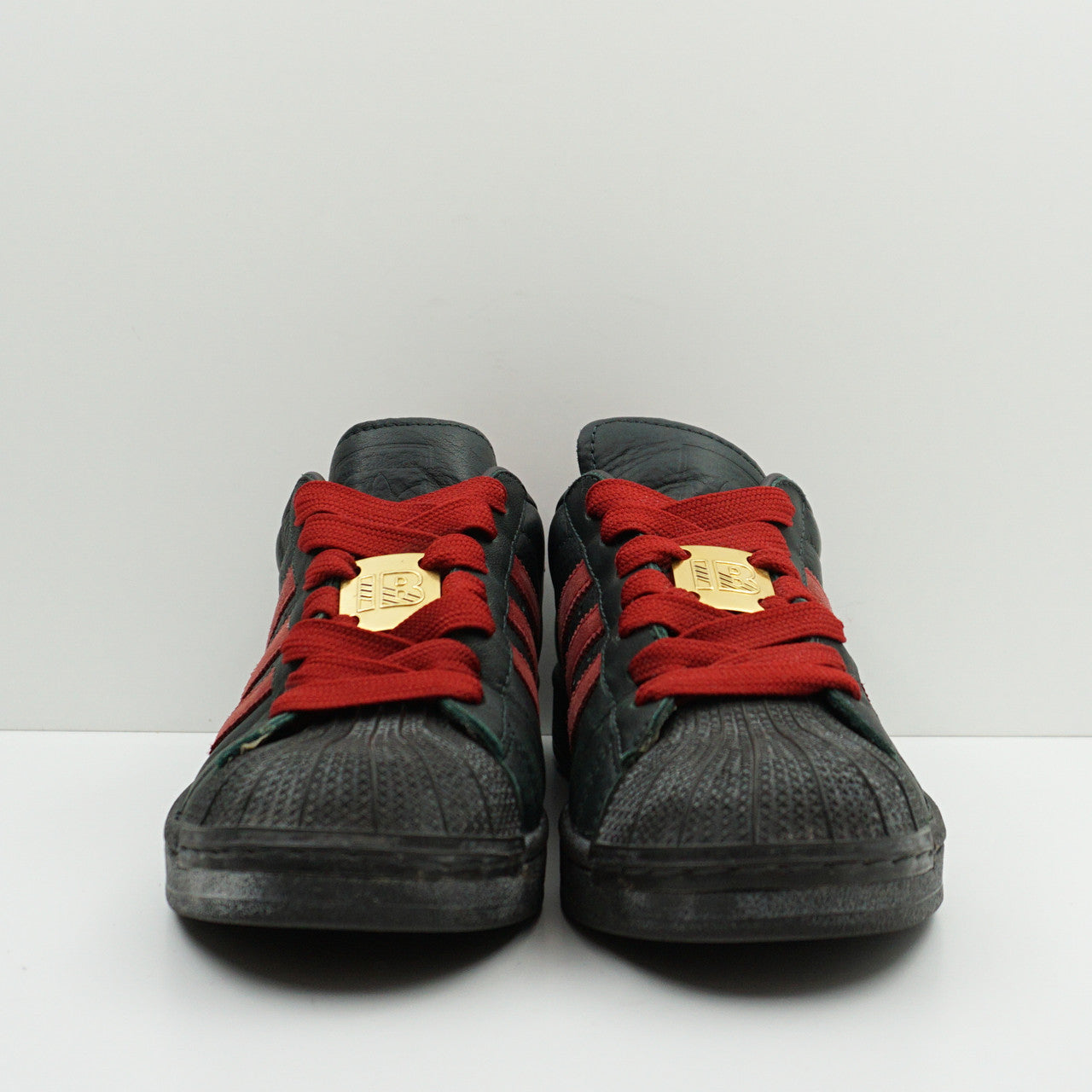 Adidas ian brown outlet superstar