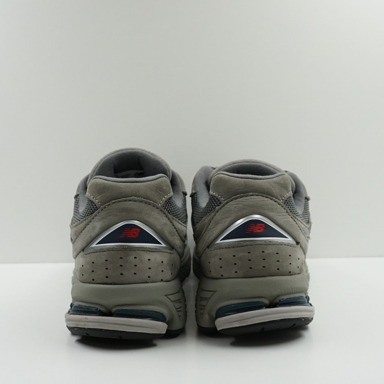 New Balance 2002R Light Grey