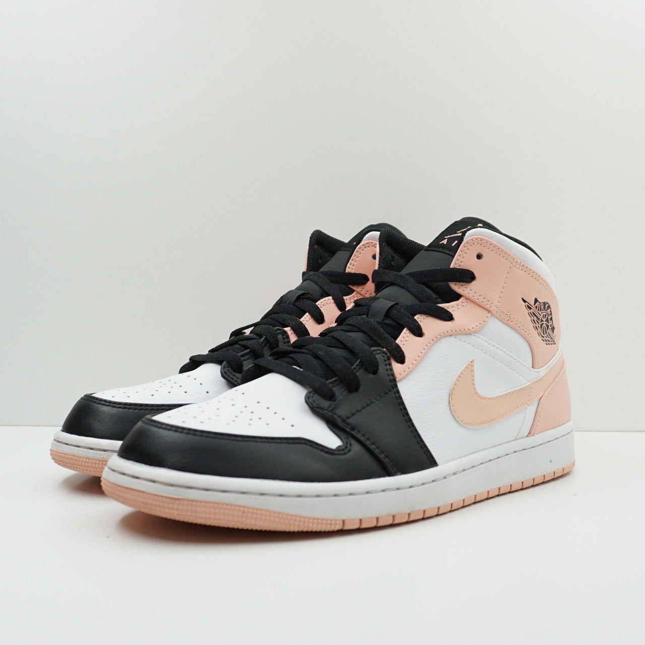 Jordan 1 Mid Arctic Orange Black Toe