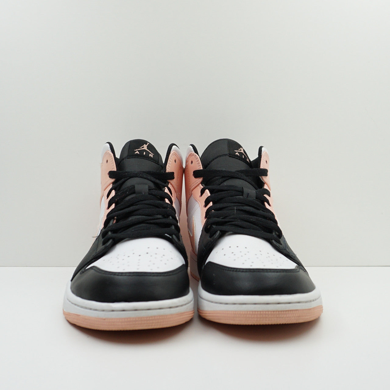 Jordan 1 Mid Arctic Orange Black Toe