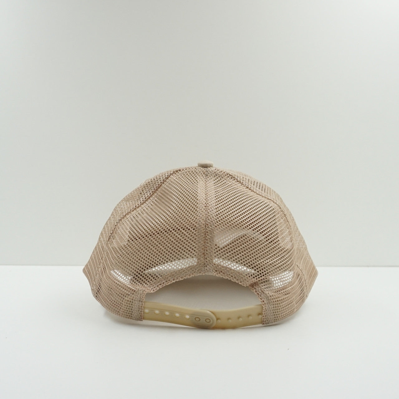 Boutique Sportif Stockholm Beige Trucker Cap