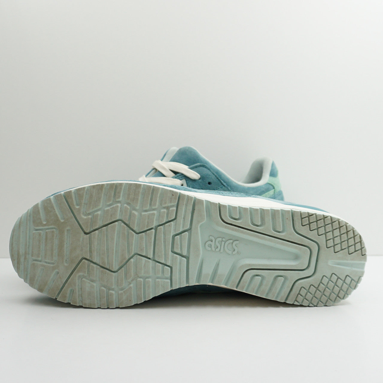 asics misty pine seafoam