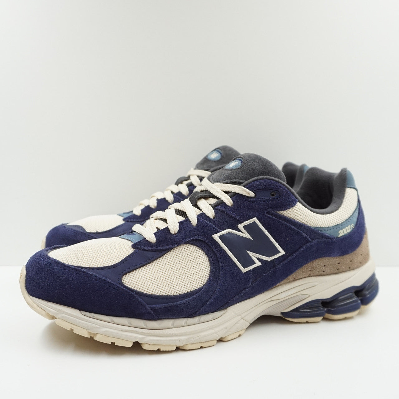 New Balance 2002R Light Cream Purple