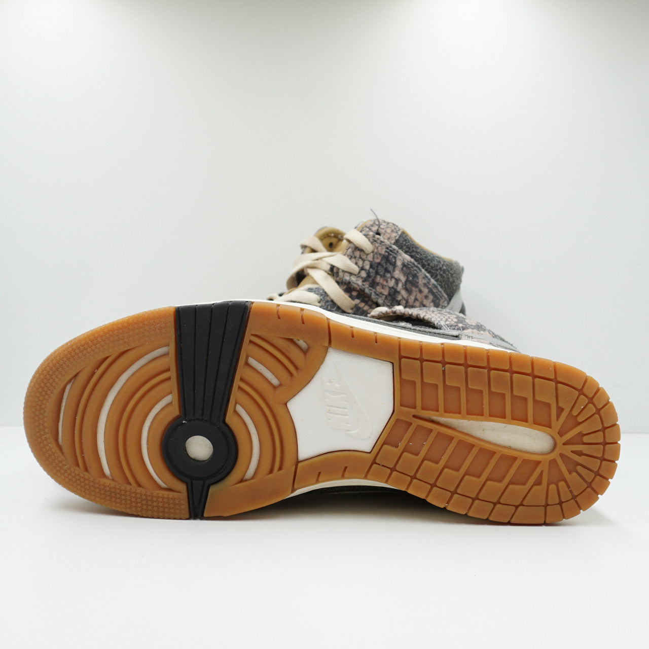 nike dunk cmft snakeskin