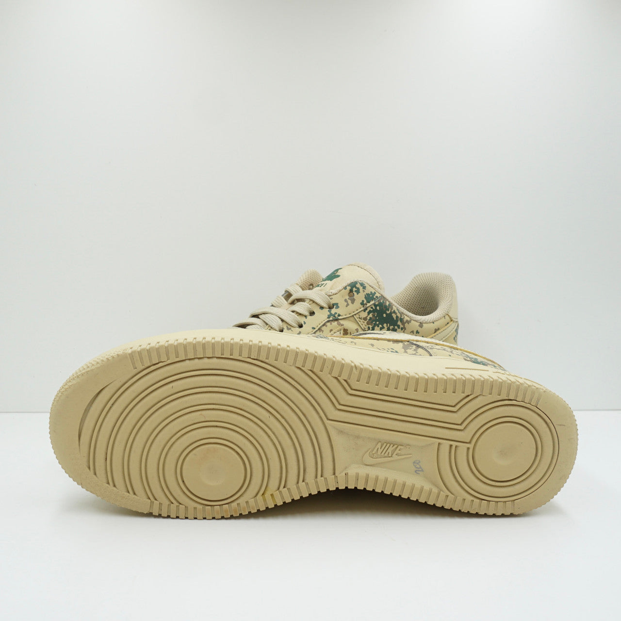 Nike Air Force 1 Low Desert Camo Team Gold 3M