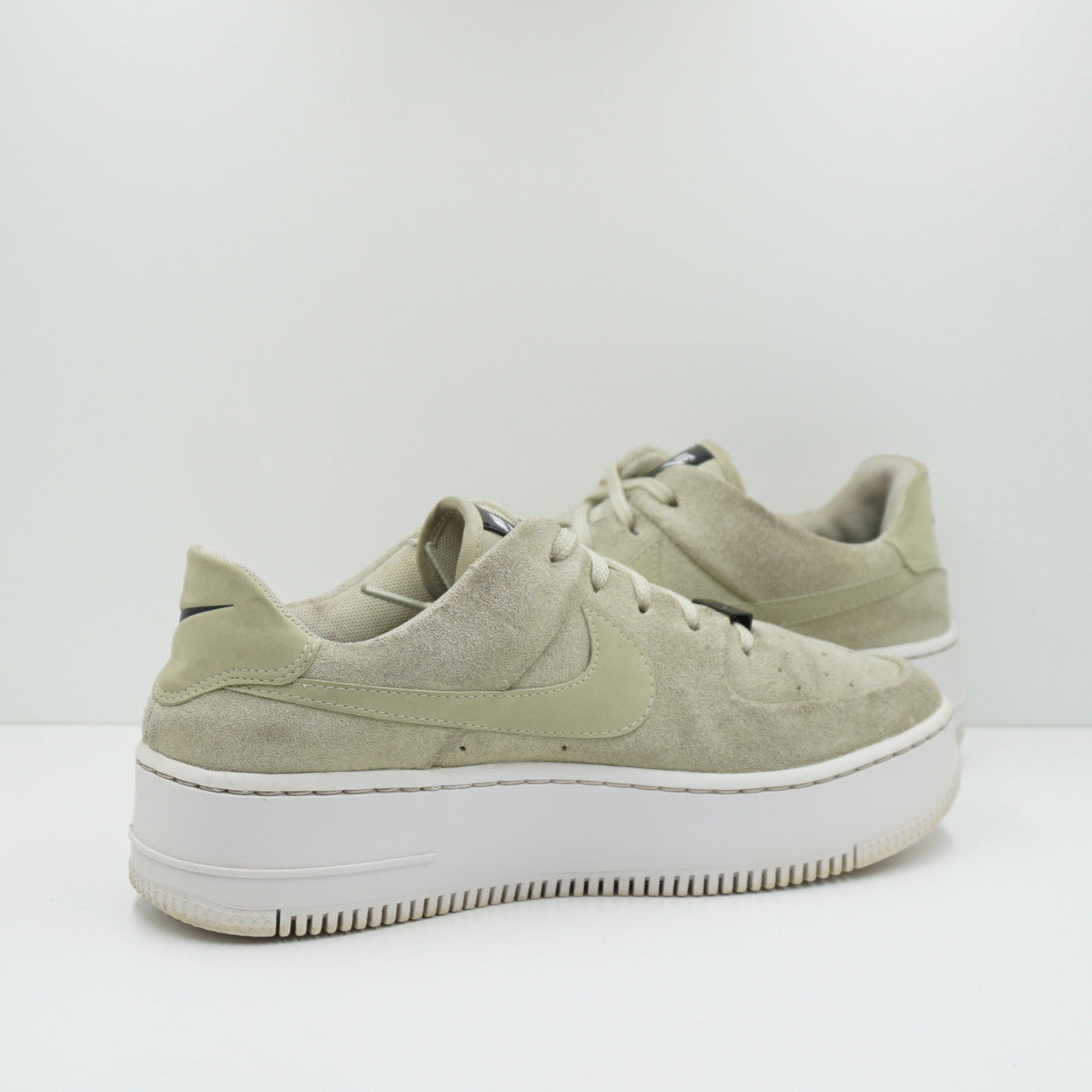 Nike Air Force 1 Sage Low Olive Aura (W)