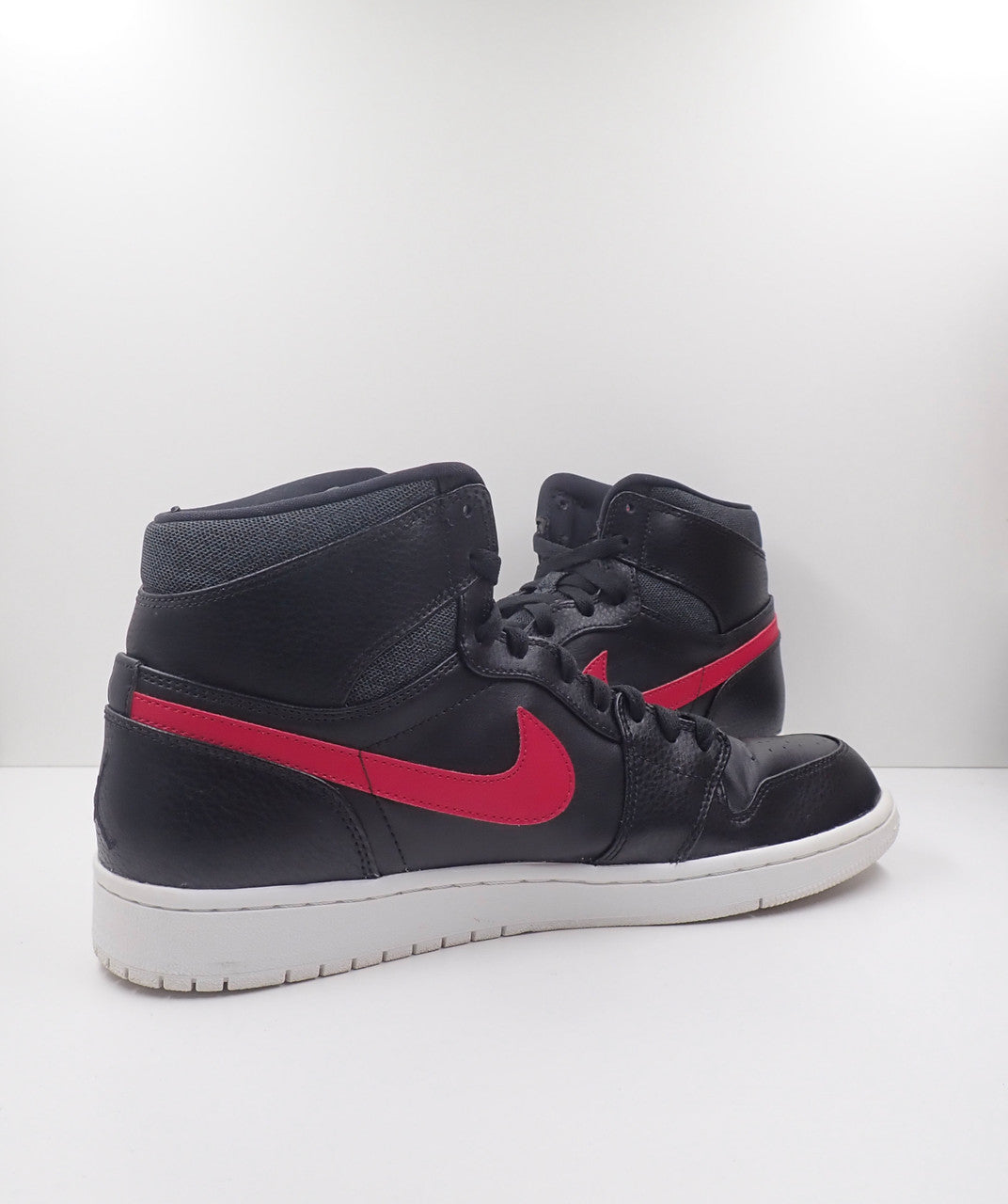 Jordan 1 retro on sale rare air bred