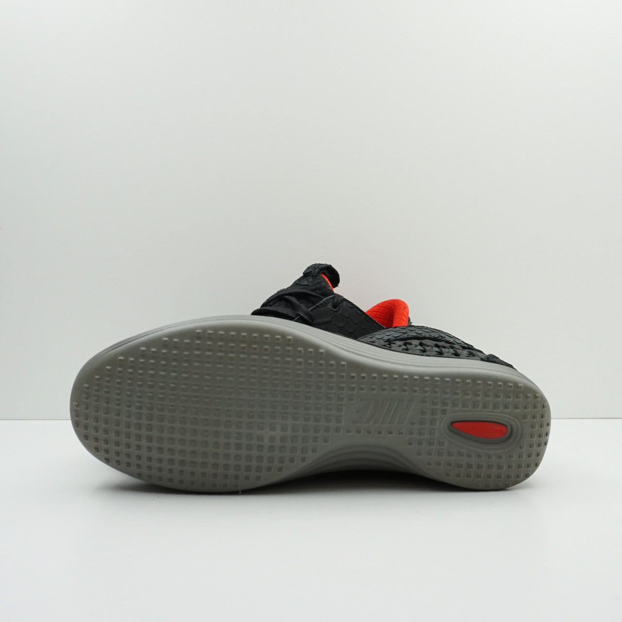 nike solarsoft moccasin woven