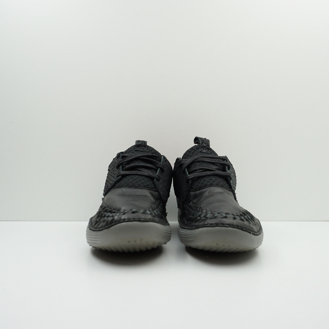 nike solarsoft moccasin woven