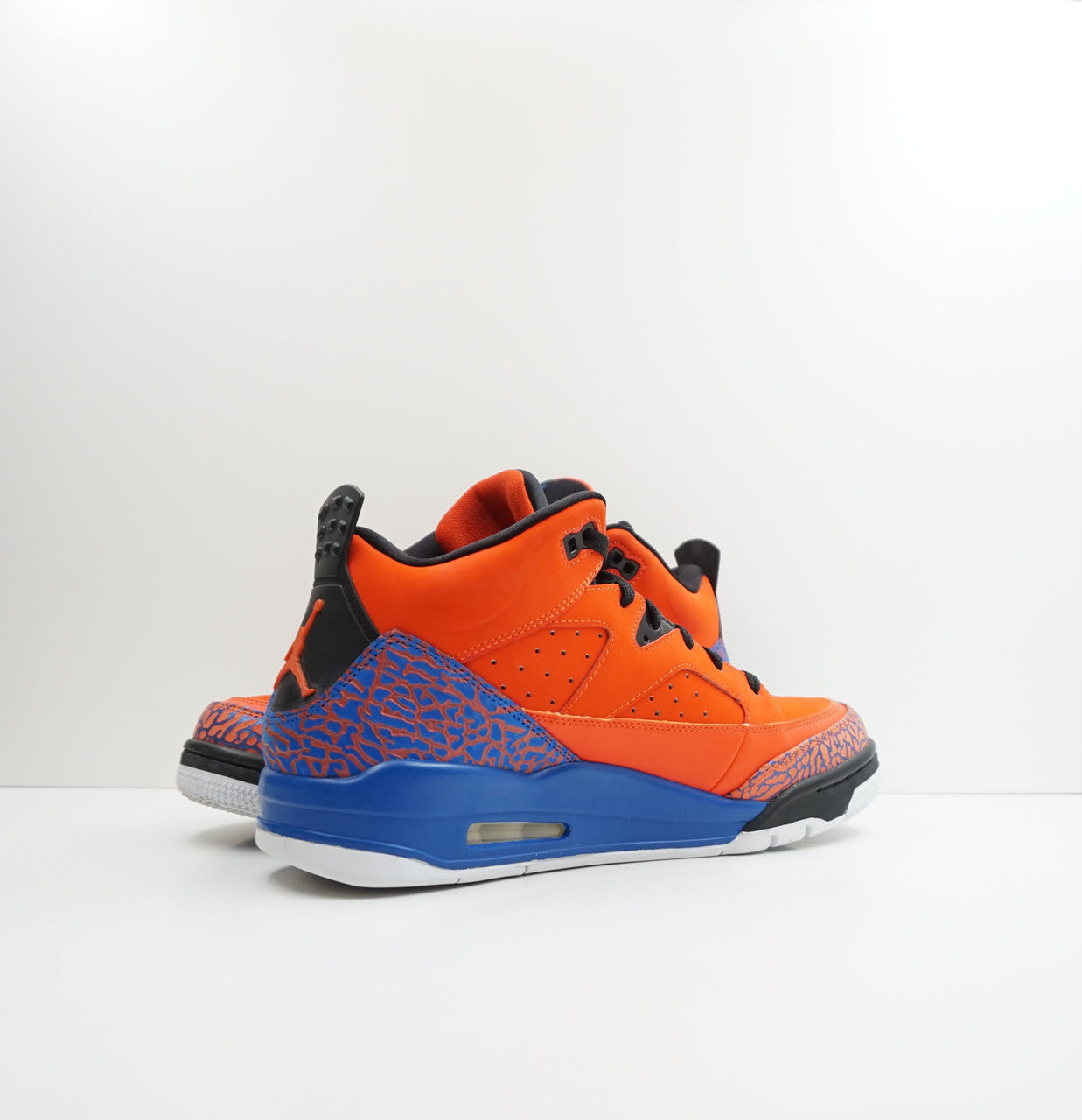 Air jordan son outlet of mars low knicks