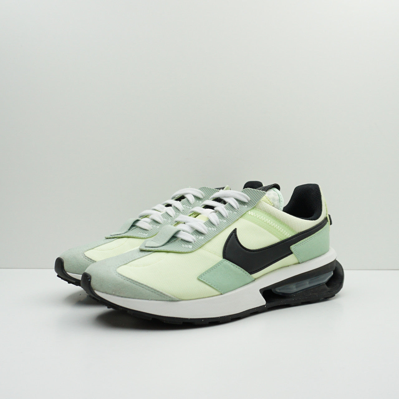 Nike Air Max Pre-Day Light Liquid Lime